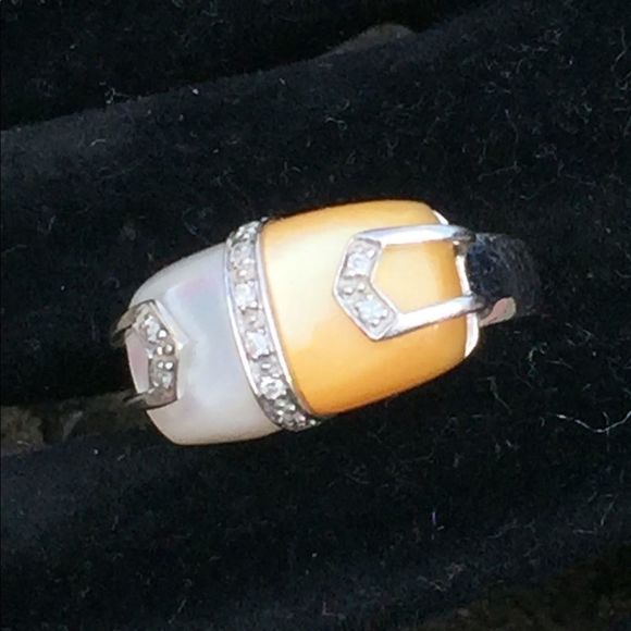 14KT Gold Dual Color Mother-of-Pearl Diamond Ring - Picture 3 of 8